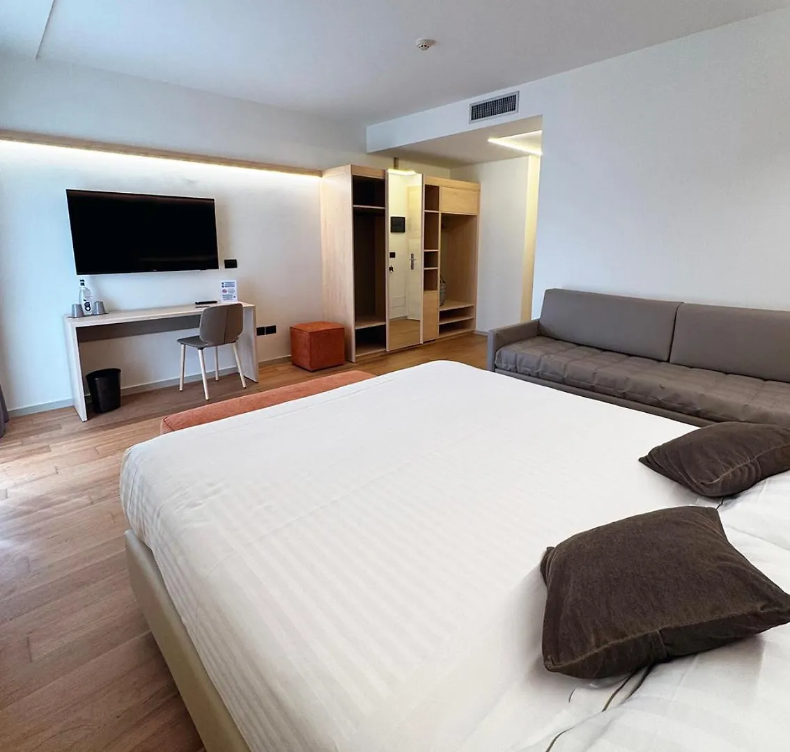 Hotel Villa Letizia 3*, Bardolino