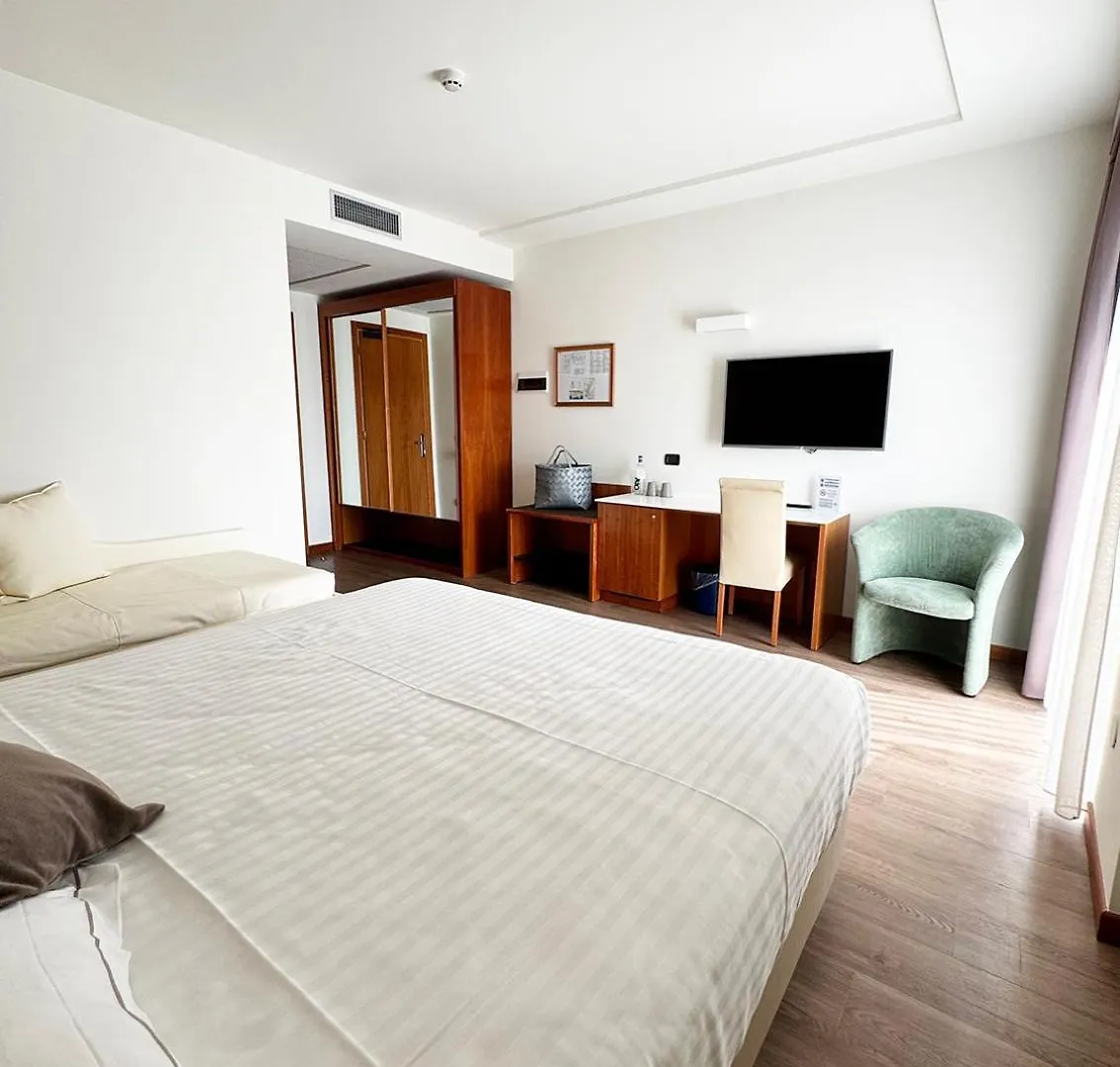 Hotel Villa Letizia Italy